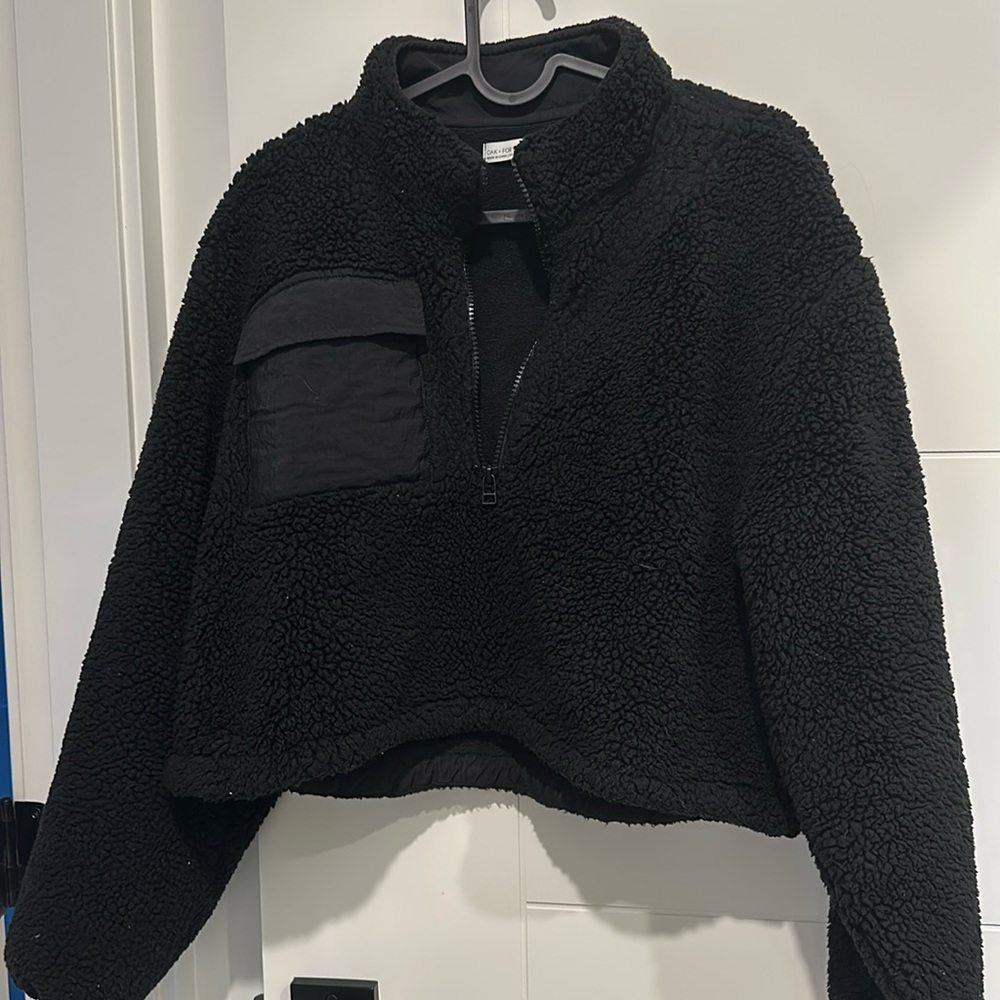 Cropped Sherpa sweater